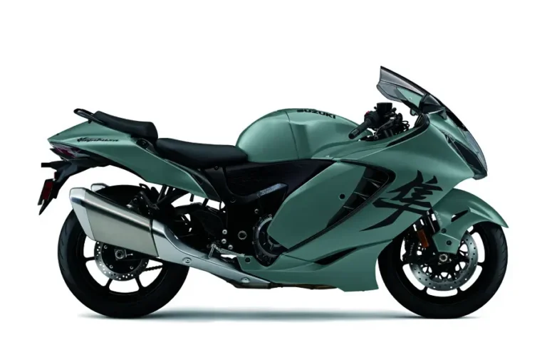 2025 Suzuki Hayabusa in Metallic Matte Steel Green